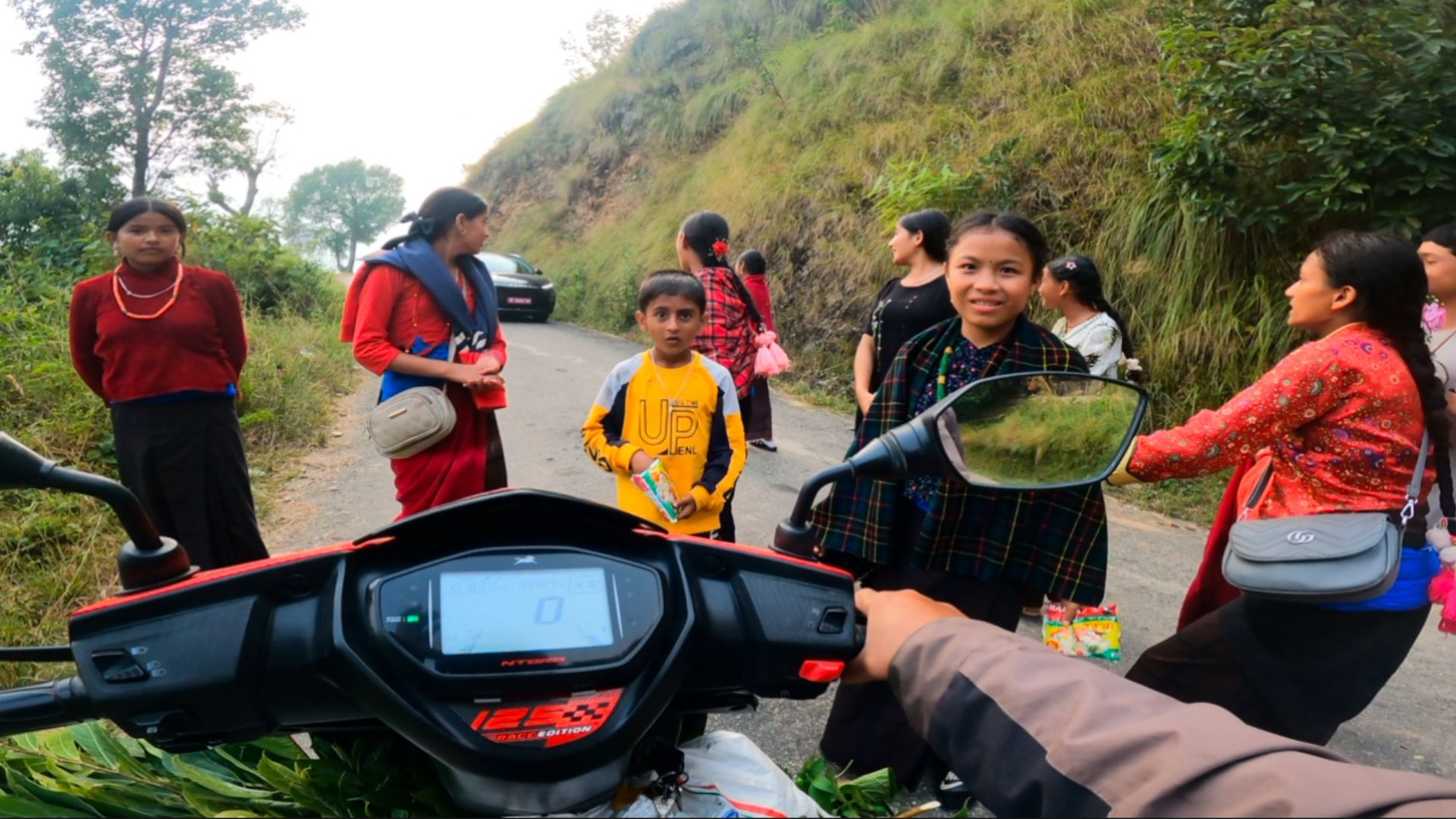 In Taksar Deusi Bhailo Stopped The Children On The Way