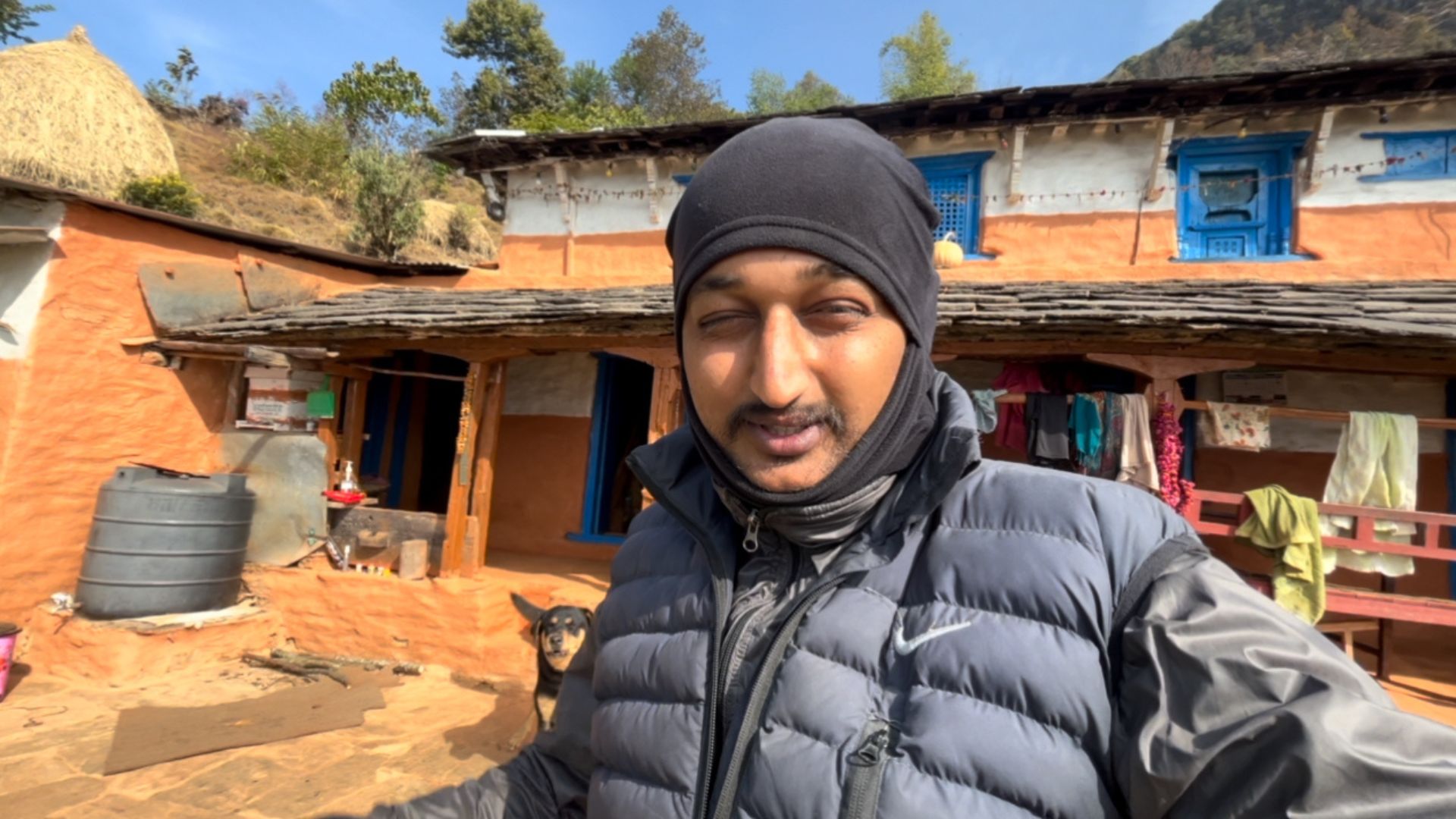 What Are The Houses In The Village Of Salyan Like