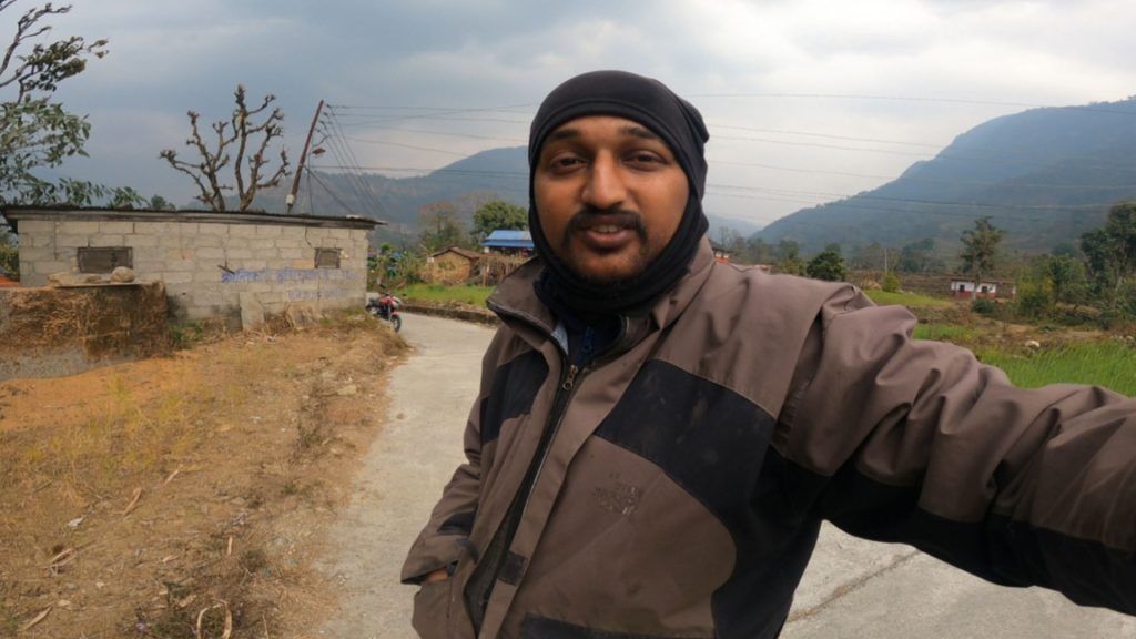 Jhobang Went To The Village Yesterday On The Nayapool