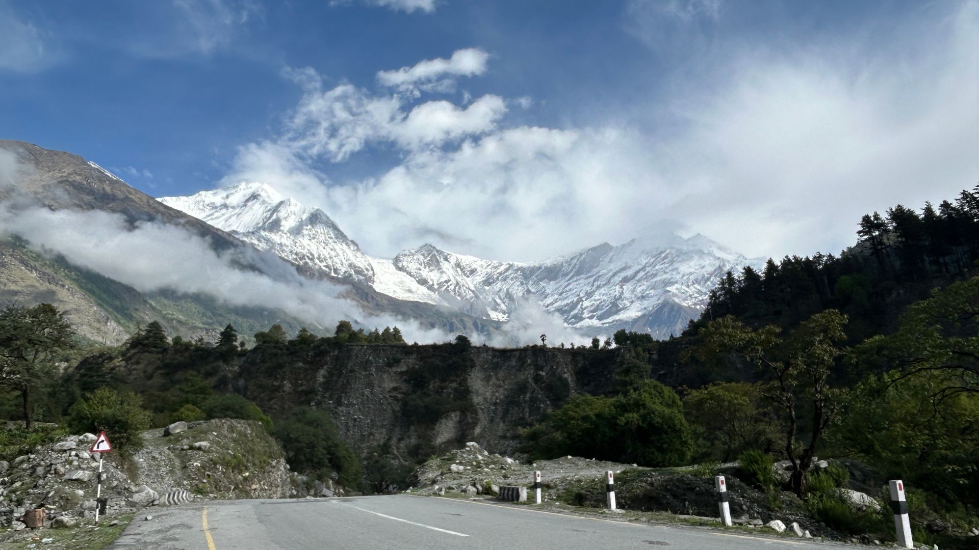 Good Morning View From Lete In Mustang