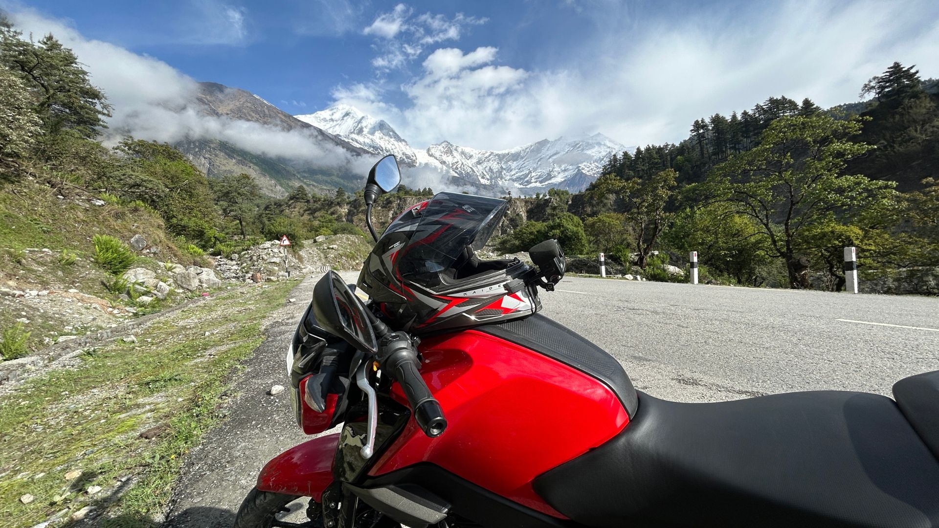 Ride On Upper Mustang On Lete View
