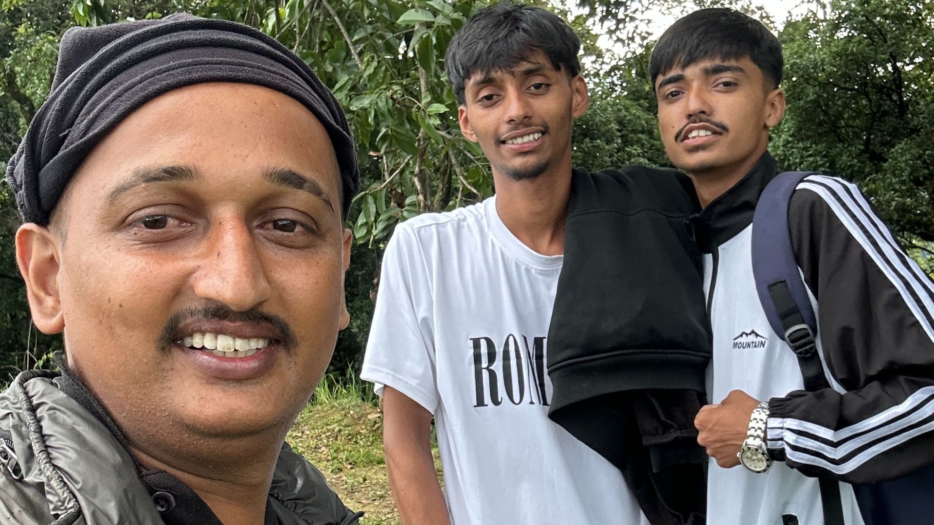 Refresh With Brother Near Place In Pokhara